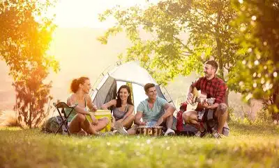 Pourquoi choisir de faire du camping en Jura pendant les vacances