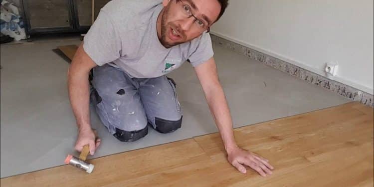 Toutes les étapes pour poser les dalles PVC soi-même