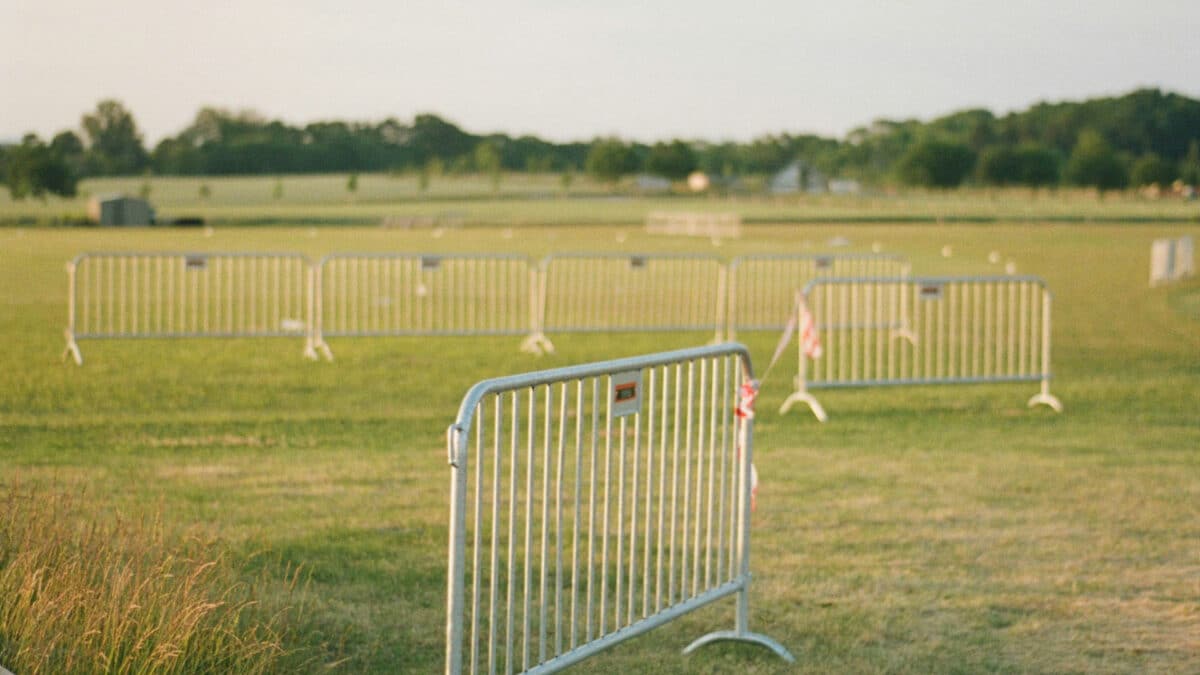 Protégez vos événements avec des barrières Vauban de qualité supérieure